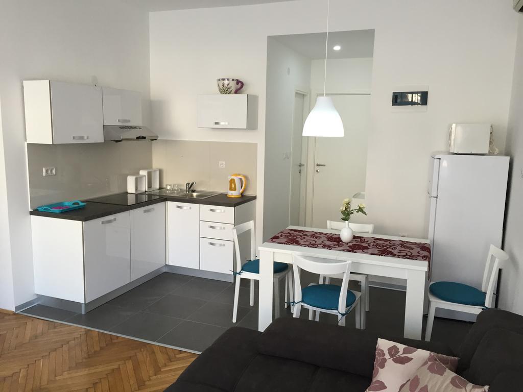 Arenacentar Apartments Pula Zewnętrze zdjęcie