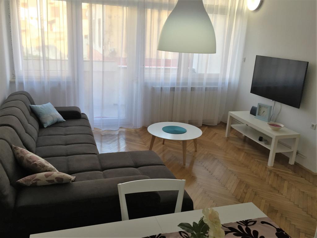 Arenacentar Apartments Pula Zewnętrze zdjęcie